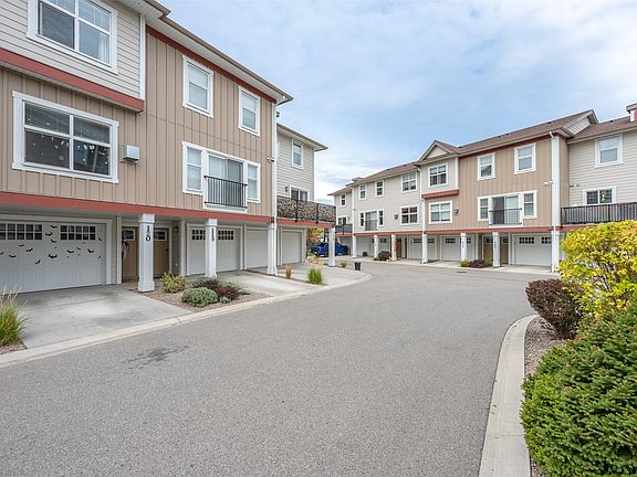 3rd image of 3363 Wilson St #119