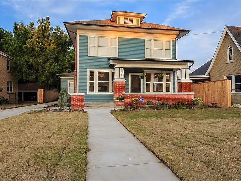 3404 N Western Ave — Photo 26