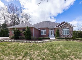 3500 Tanager Dr, Erie, PA 16506