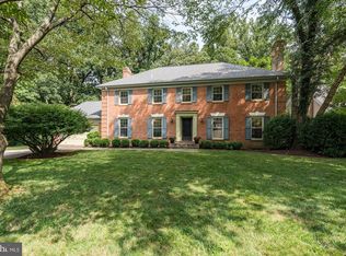 7501 River Falls Dr, Rockville, MD 20854