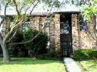 2237 Greenview Dr, Carrollton, TX 75010