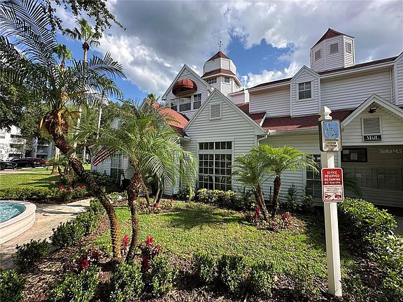 2nd image of 11538 WESTWOOD BOULEVARD #222