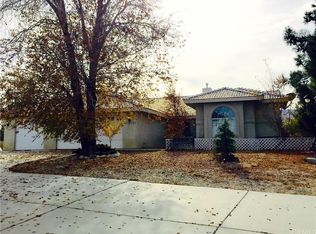 11073 Primavera Rd, Pinon Hills, CA 92372