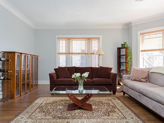 4th image of 1346 W Granville Ave #3W