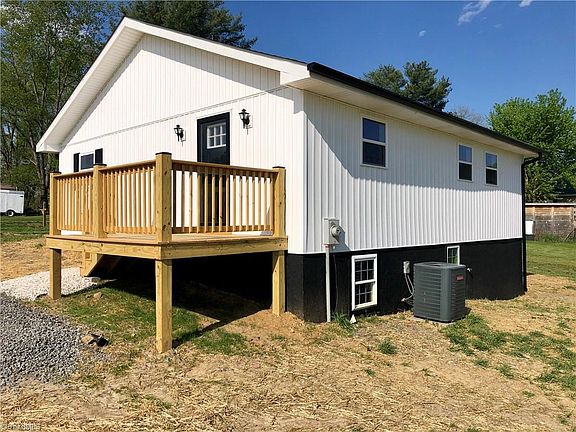 5th image of 339 Airview Dr