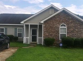 6208 Derryfield Dr, Charlotte, NC 28213