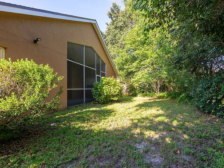 912 Paddington Ter — Photo 16