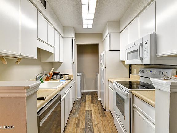 4th image of 77 Forest Cove Road #77
