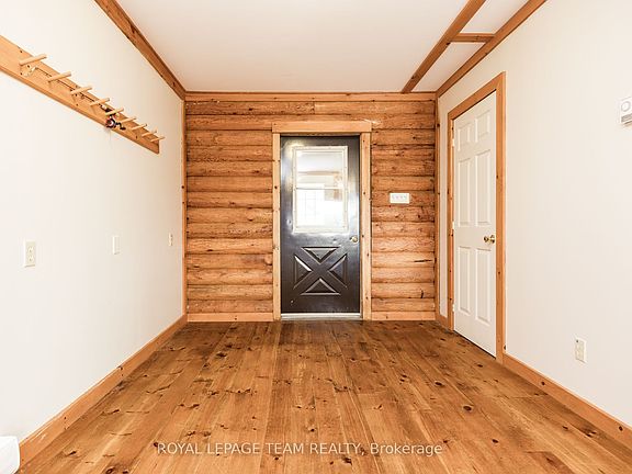 4th image of 626B Umphersons Mill Rd