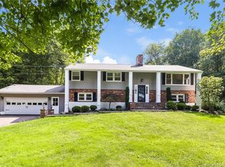 54 Highridge Dr, Monroe, CT 06468