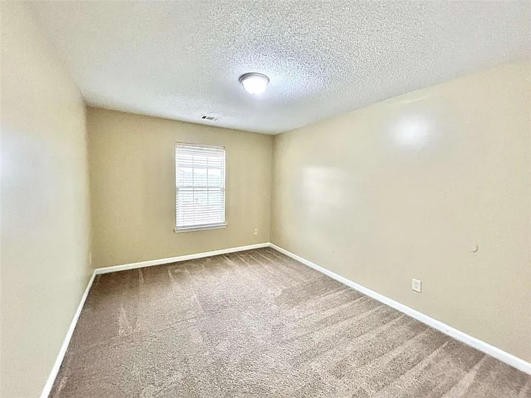 5400 Festival Ave — Photo 16