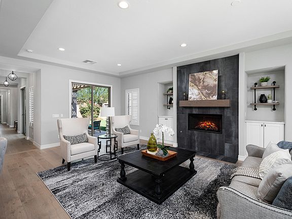 4th image of 5349 E Palo Brea Ln