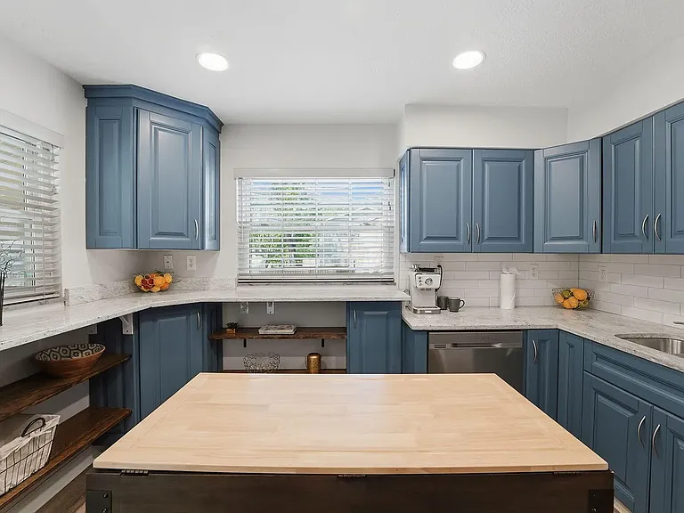 2257 Fishinger Rd — Photo 26