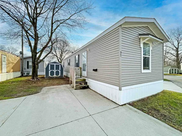 7055 Quarry Rd #97, Amherst, OH 44001