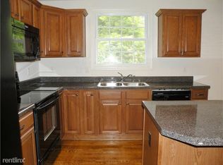 237 Persimmon Ln, Canonsburg, PA 15317