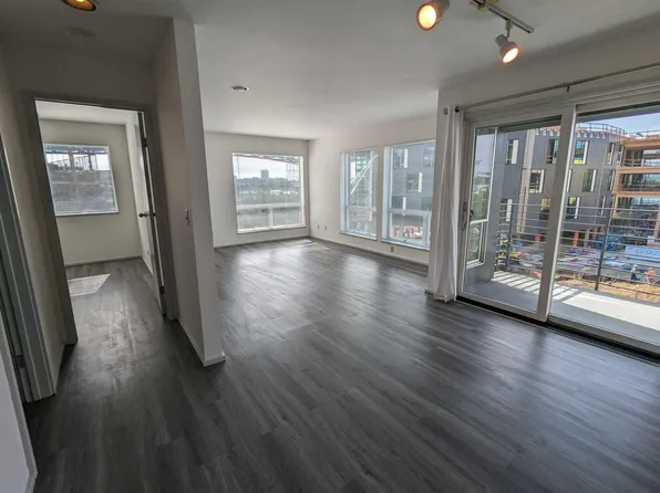 3900 Latona Ave NE APT 203, Seattle, WA 98105