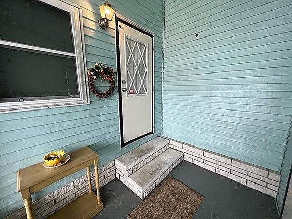 3rd image of 7103 Harbor View Dr #27