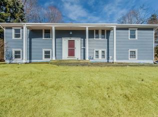 4 Silwen Ln, Norwalk, CT 06851