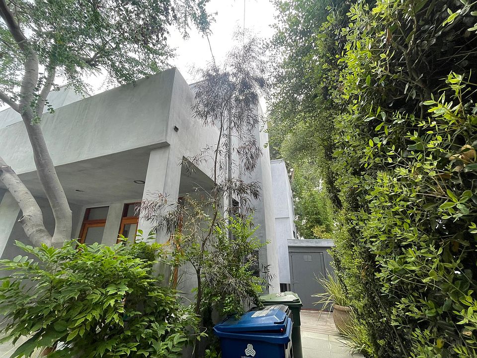 1st image of 674 Swarthmore Ave