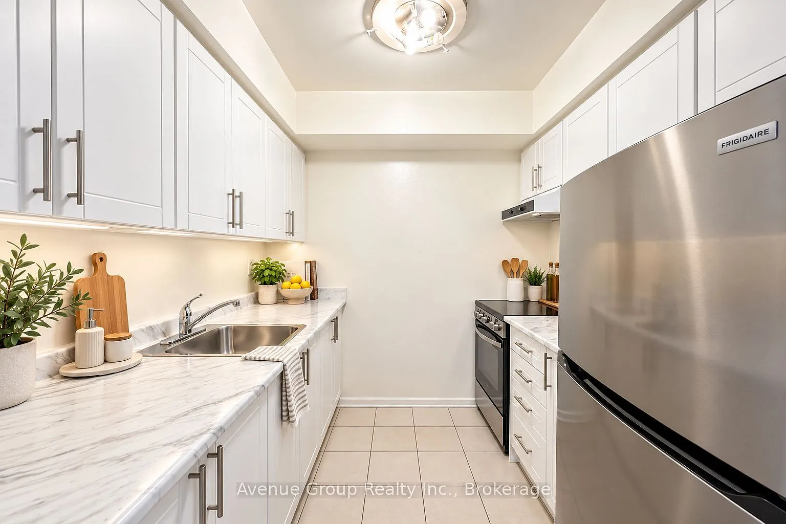 2 bed, $1,900 — Photo 4