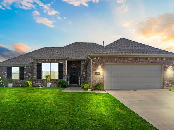 498 Concho St, Farmington, AR 72730