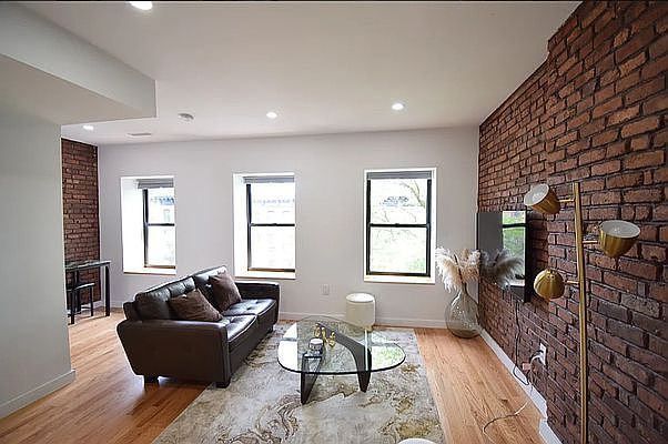 1st image of 365 Macon St #B