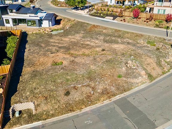5th image of 3605 Fir Ridge Drive