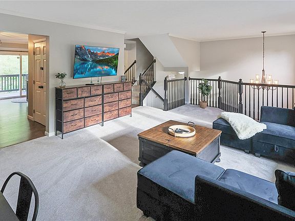 3rd image of 675 Village Green Blvd E