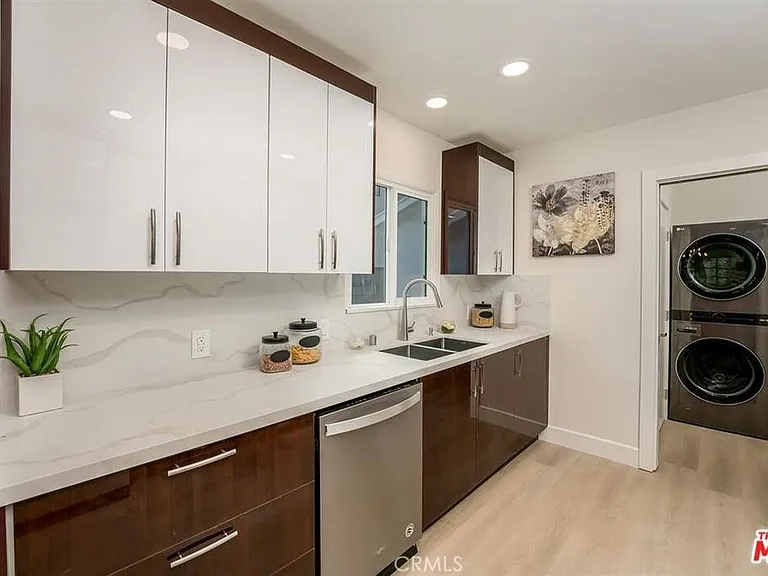 5628 Ponce Ave — Photo 16