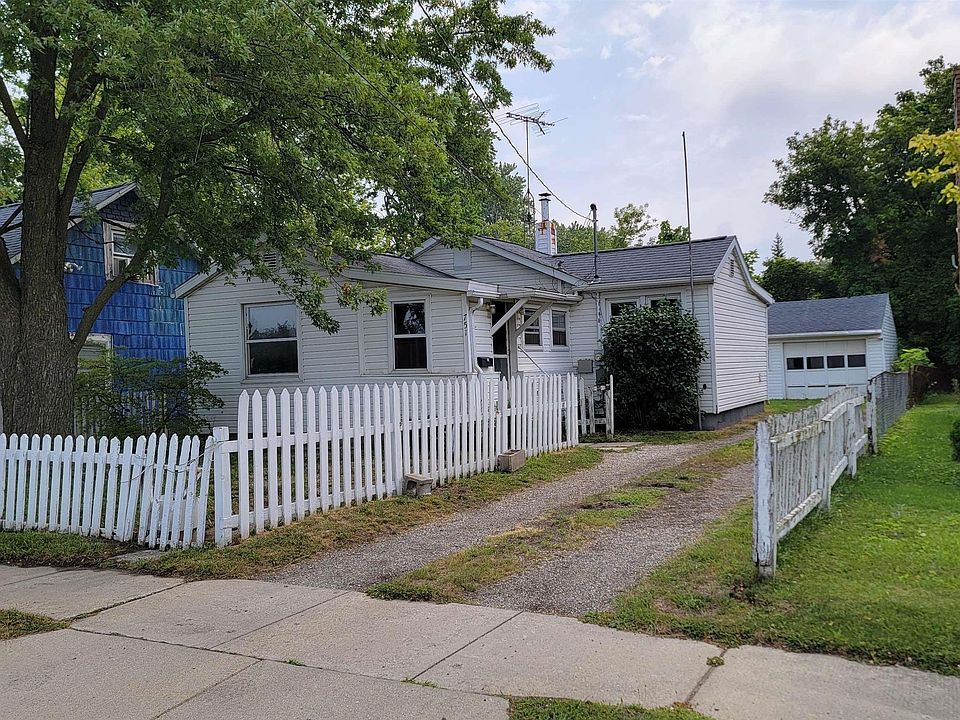 1st image of 751 James St