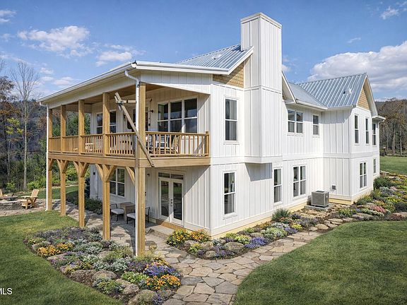 4th image of 169 Teaberry Rd