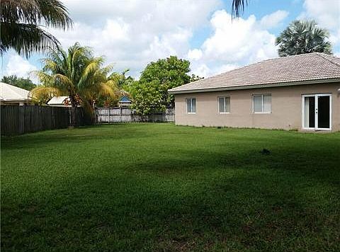5th image of 8754 NW 163rd Ter