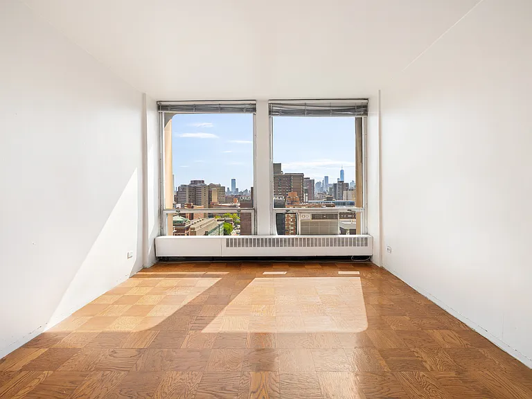 343 E 30th St #19K — Photo 3