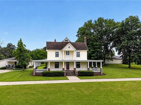 18133 S 1525th Rd, Nevada, MO 64772