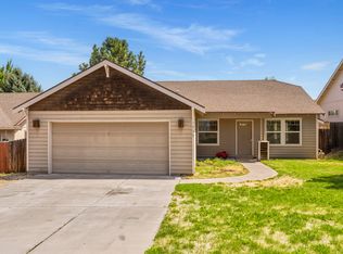 1950 SW 36th St, Redmond, OR 97756