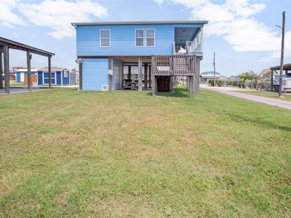 898 S Crystal Beach Rd, Pt Bolivar, TX 77650