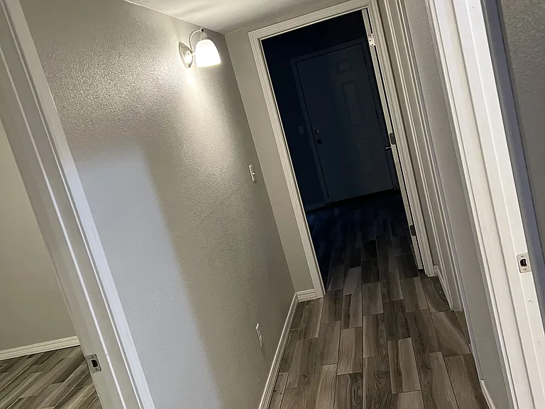 812 Hardy Springs Cir #C — Photo 5