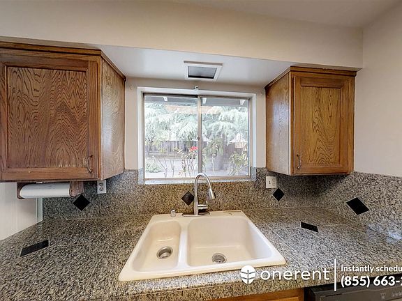 3rd image of 14864 McVay Ave