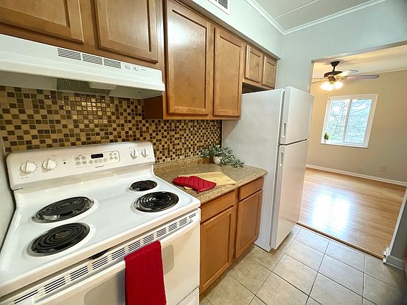 5th image of 5140 E Willock Rd