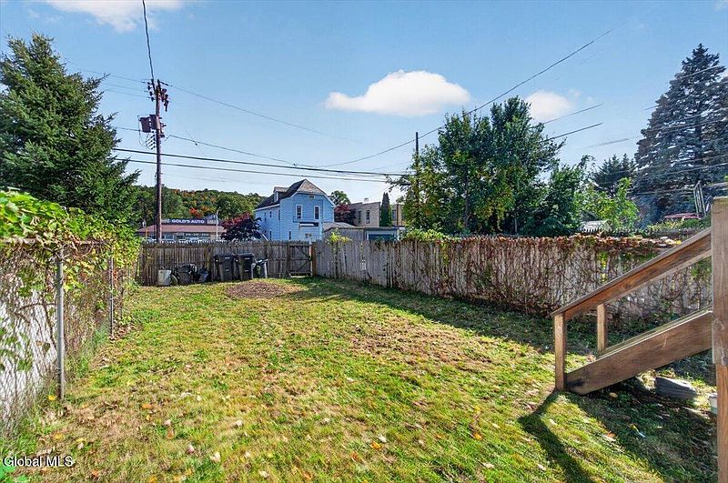 5th image of 270 4th Avenue