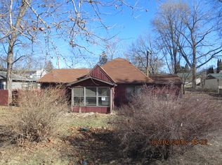407 Greenwood Dr, Round Lake Park, IL 60073