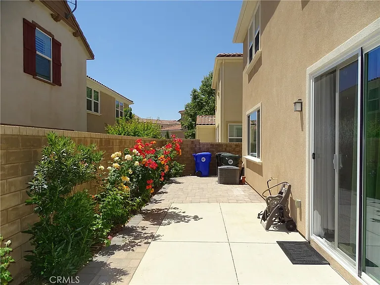 24194 Paseo Del Rancho Dr — Photo 19
