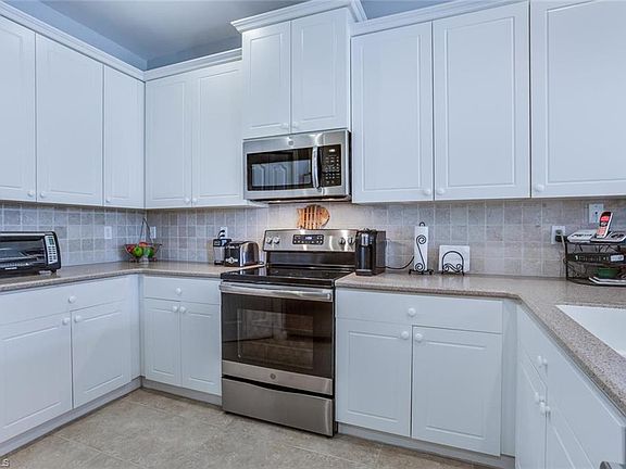 5th image of 10137 N Golden Elm Dr