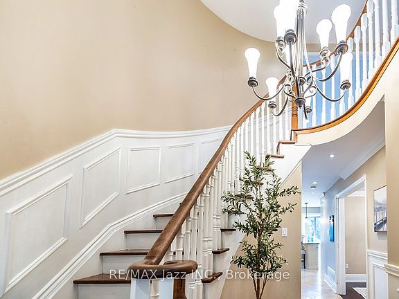 4th image of 106 Tilman Cir