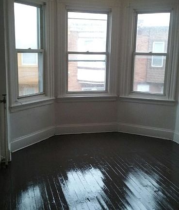2nd image of 4026 N Darien St