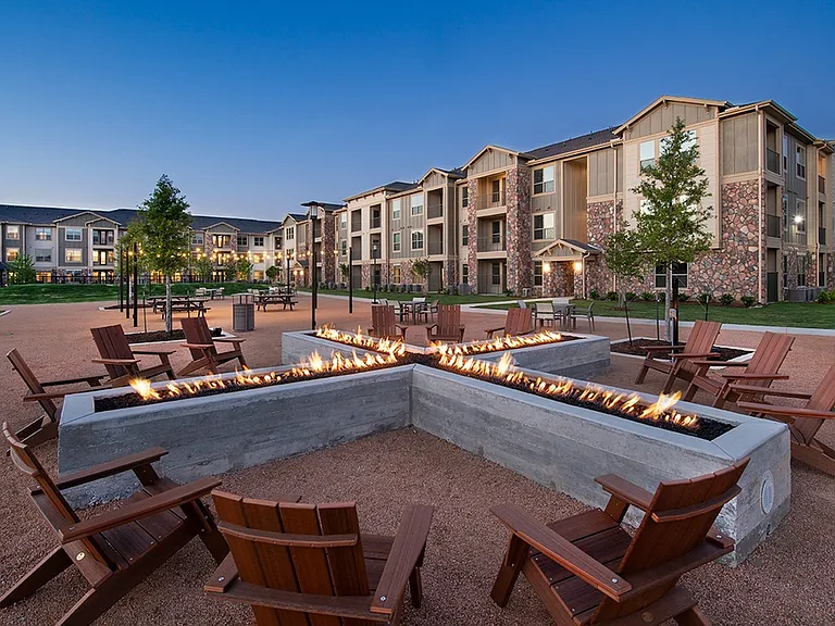 Firepit 1 lo-res
