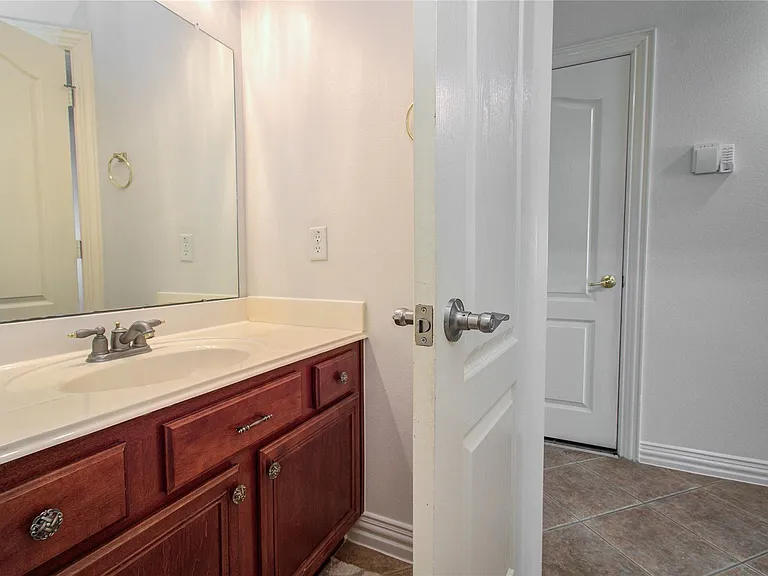 7814 Heron Lakes Dr — Photo 40