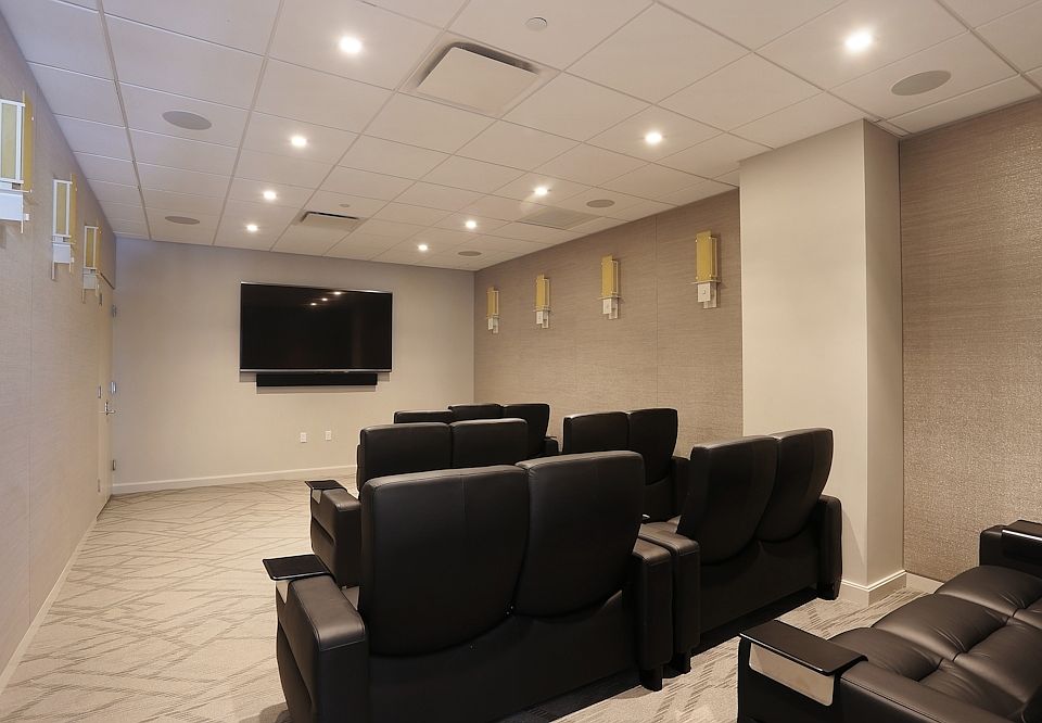 1st image of 81 Fleet Pl APT 5M