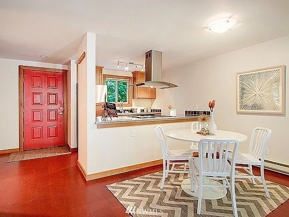 4th image of 1730 Taylor Ave N APT 301