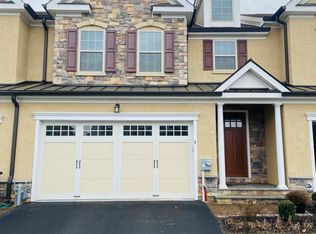 9 Stonehaven Cir, Glen Mills, PA 19342
